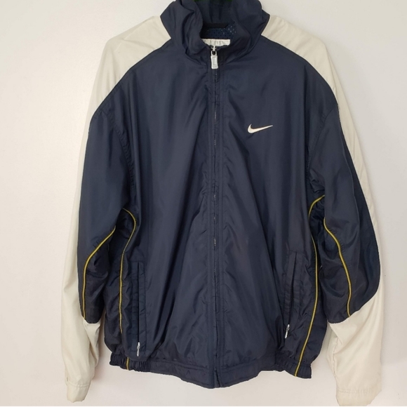 Nike Other - Nike windbreaker jacket size medium